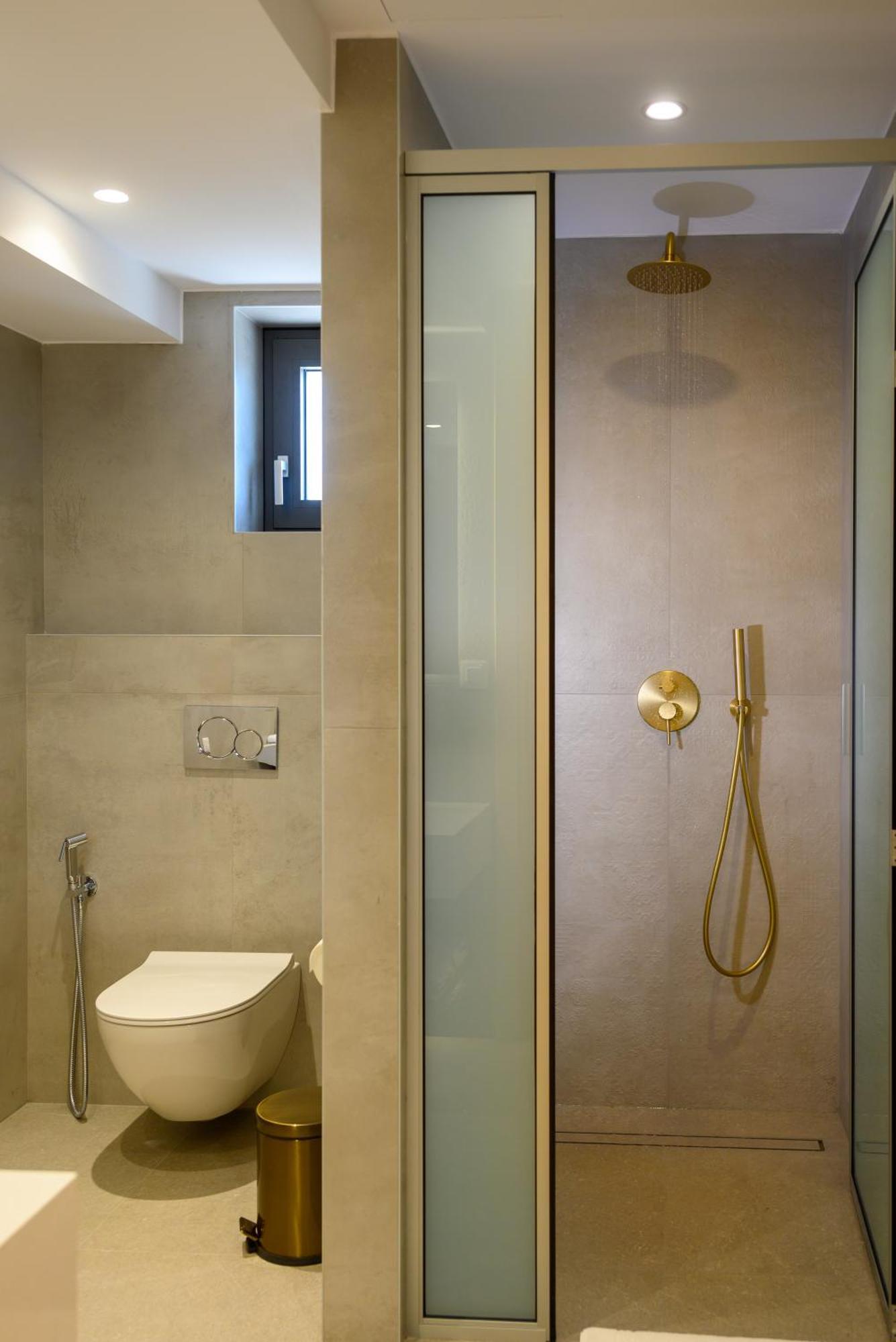 Antheon 1 * Ayos Nikolaos