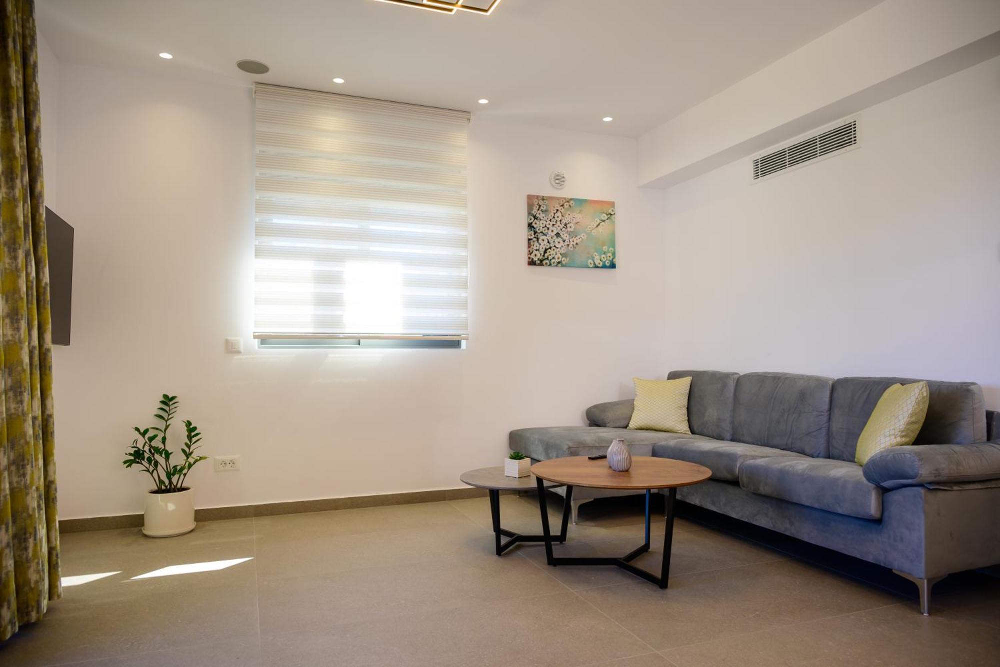 Apartment Antheon 1